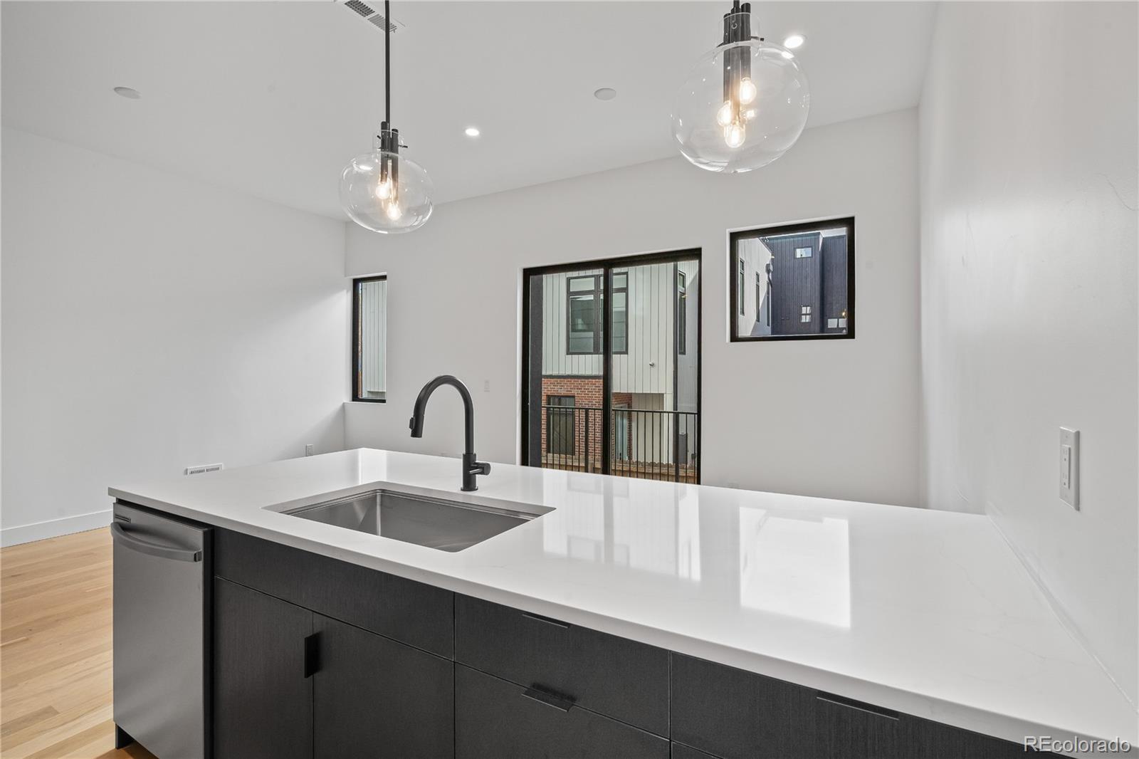 MLS Image #18 for 1256  yates street,denver, Colorado