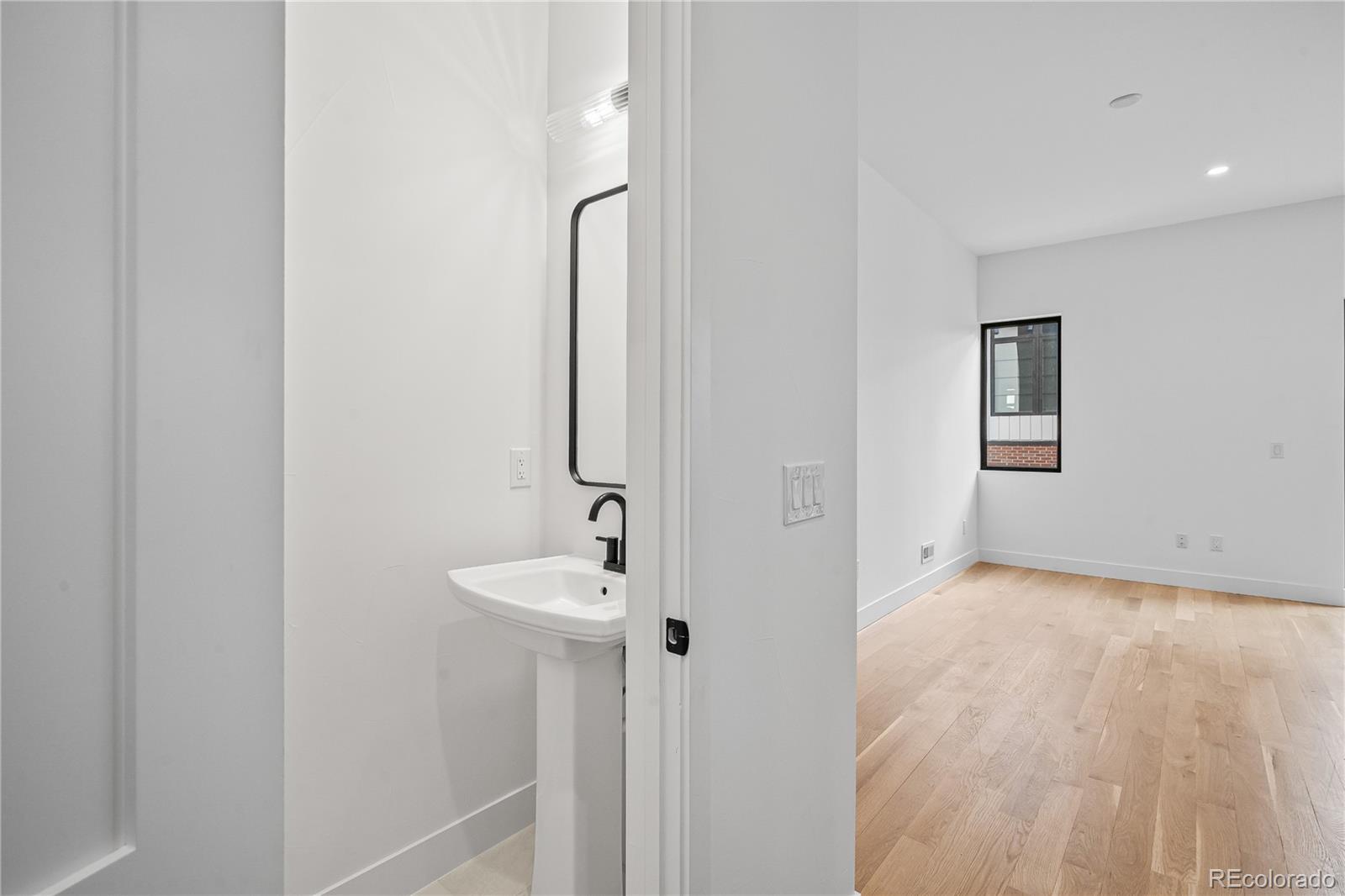 MLS Image #22 for 1256  yates street,denver, Colorado