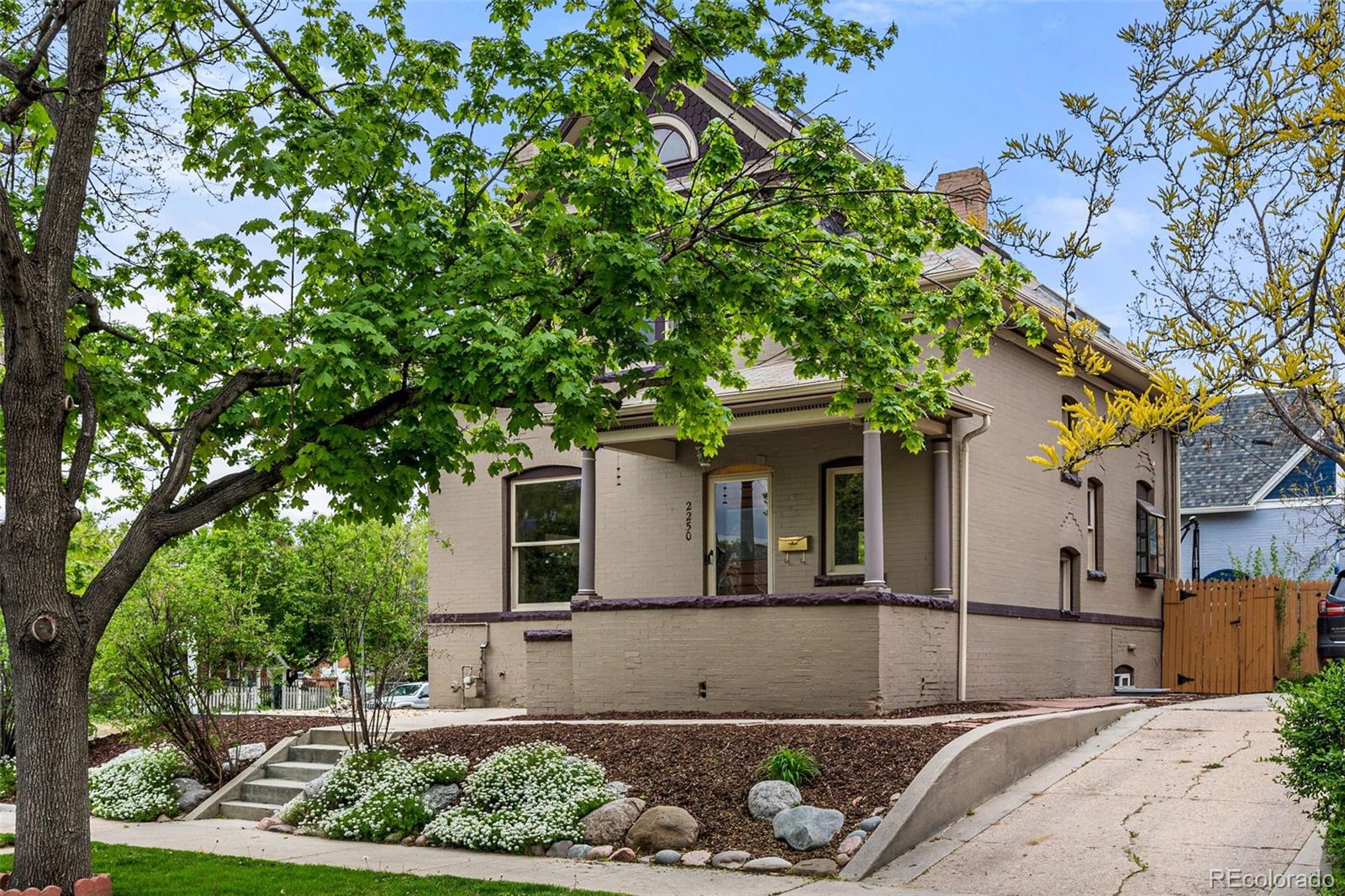 MLS Image #2 for 2250 n hooker street,denver, Colorado