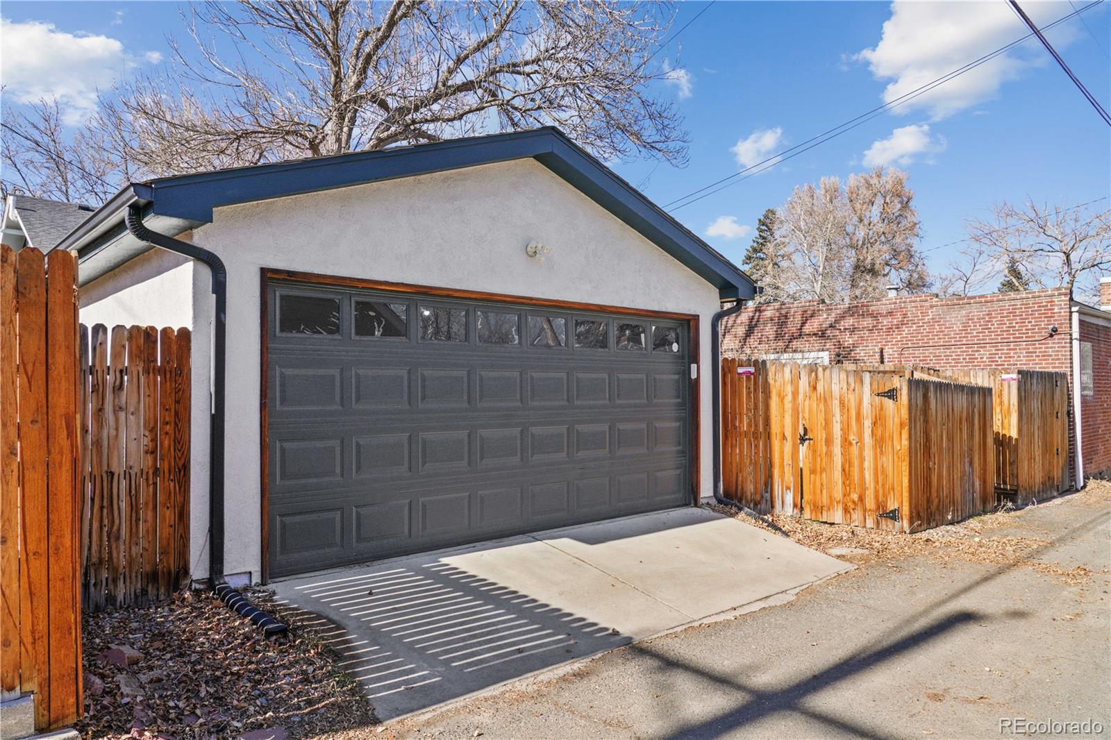 MLS Image #37 for 826  madison street,denver, Colorado