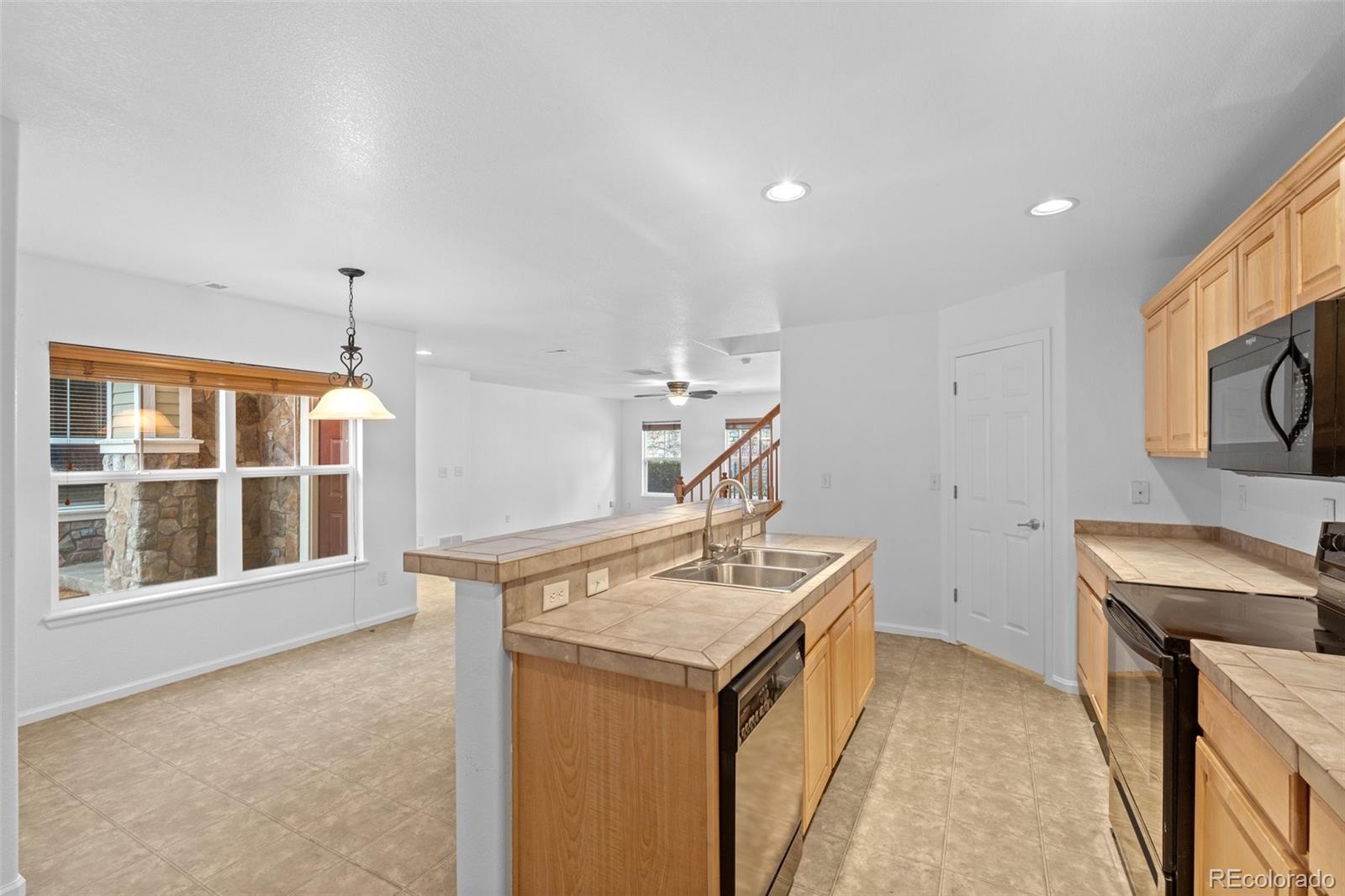 MLS Image #12 for 9770  mayfair street c,englewood, Colorado