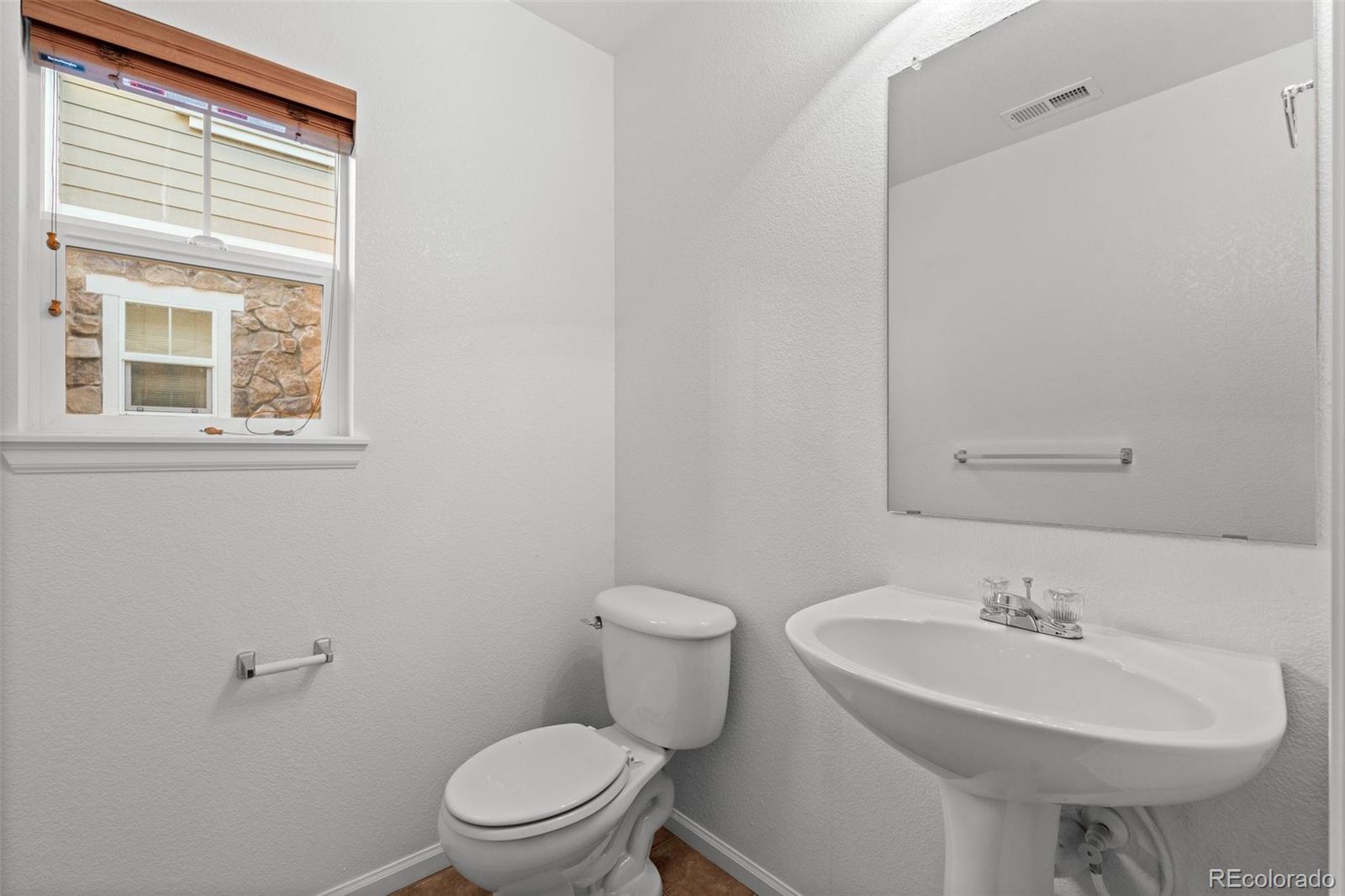 MLS Image #16 for 9770  mayfair street c,englewood, Colorado