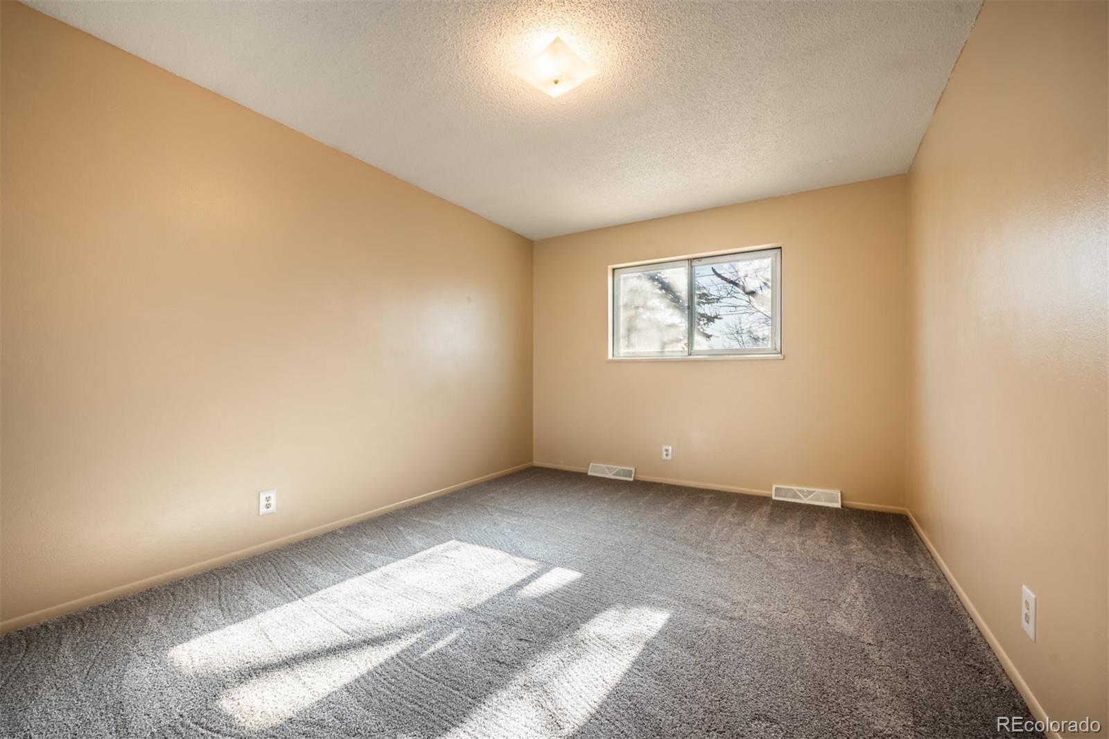 MLS Image #15 for 3732  fairfield lane,pueblo, Colorado