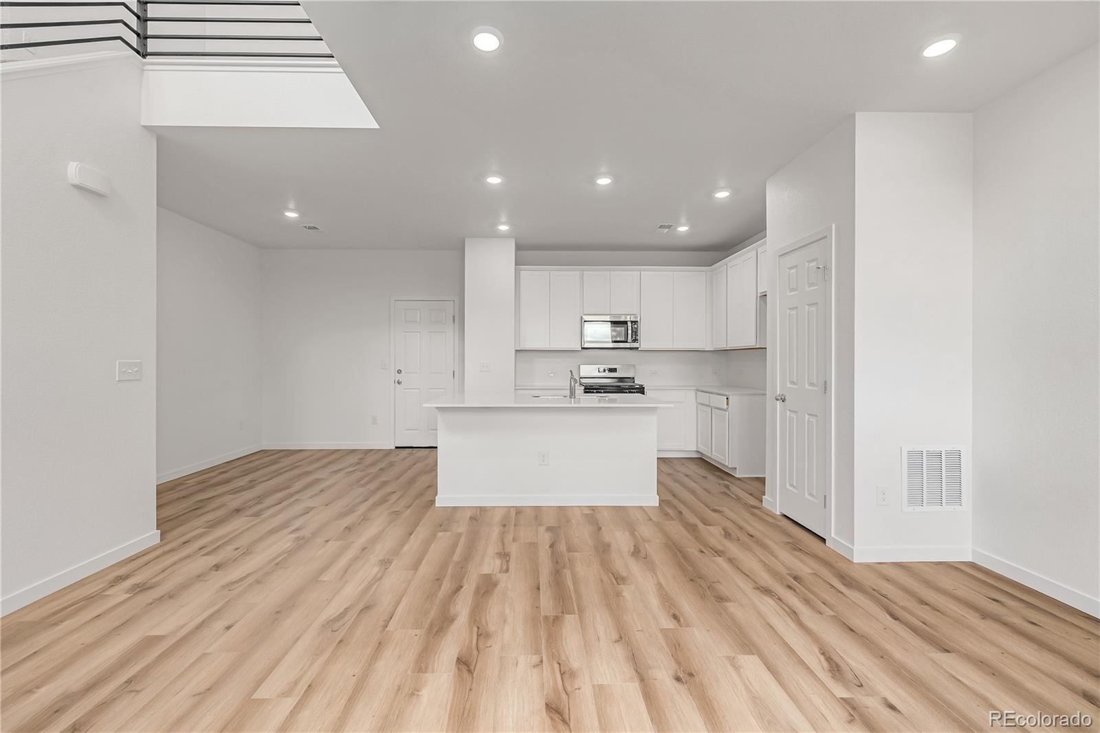 MLS Image #10 for 20532 e 58th avenue ,aurora, Colorado