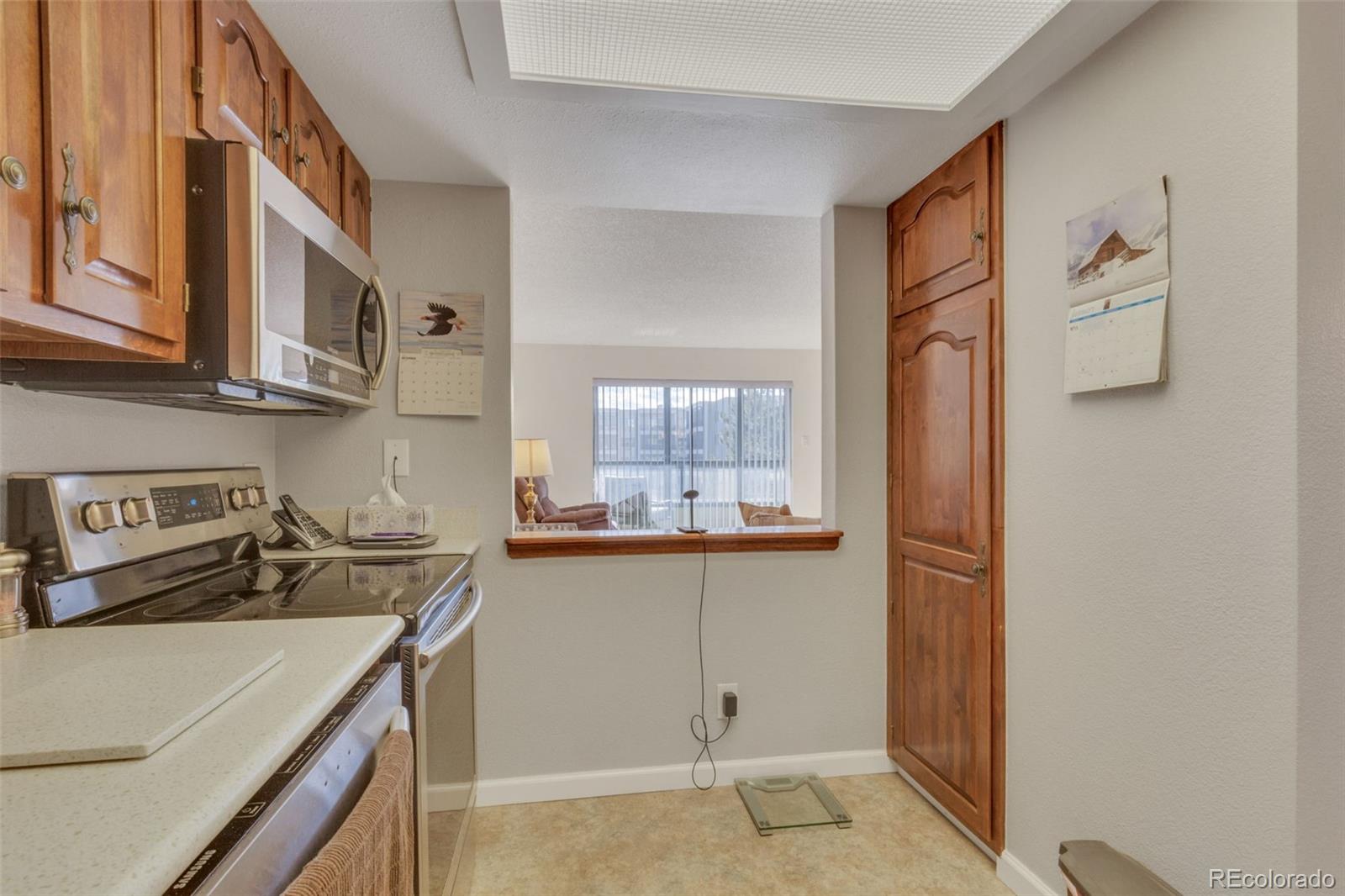 MLS Image #8 for 13931 e marina drive,aurora, Colorado