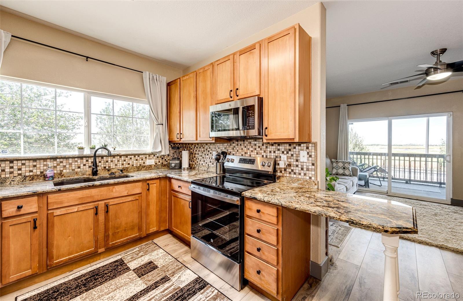 MLS Image #10 for 23376 e 5th place 101,aurora, Colorado