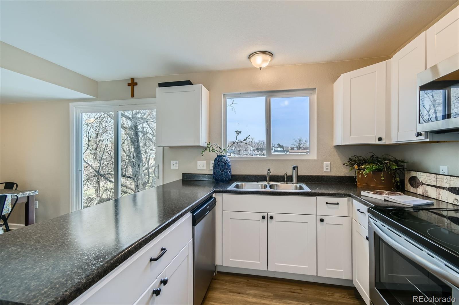 MLS Image #8 for 11058  grange creek drive,thornton, Colorado