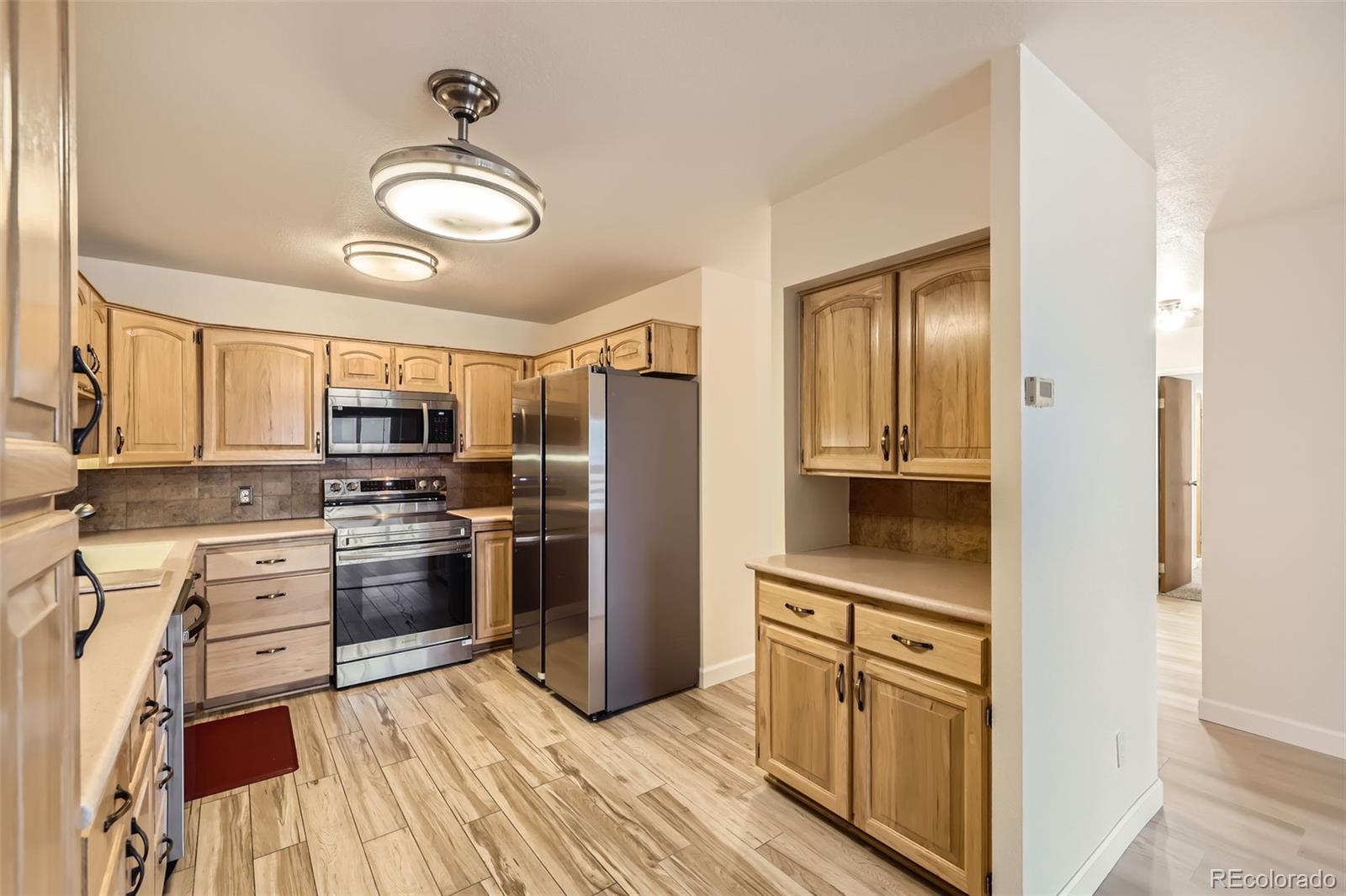 MLS Image #9 for 9335 e center avenue 4b,denver, Colorado