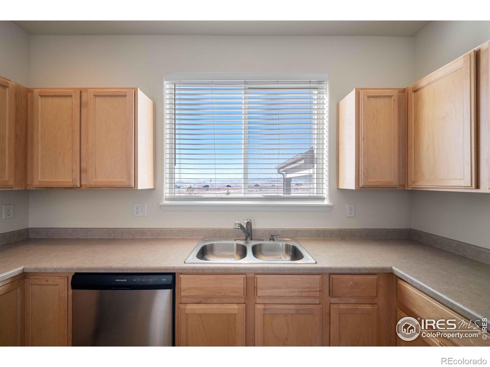 MLS Image #12 for 1781  long shadow drive,windsor, Colorado