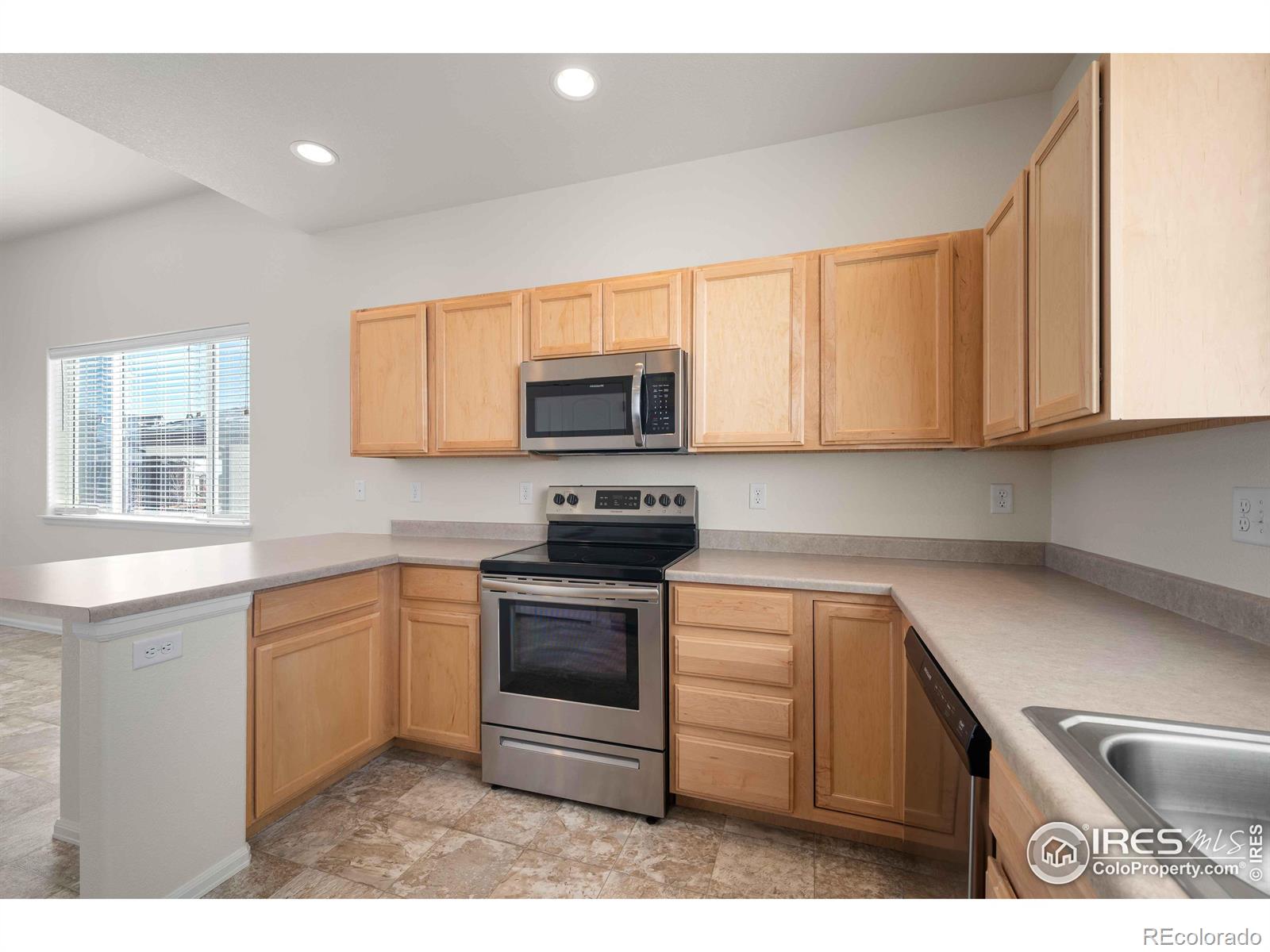 MLS Image #13 for 1781  long shadow drive,windsor, Colorado