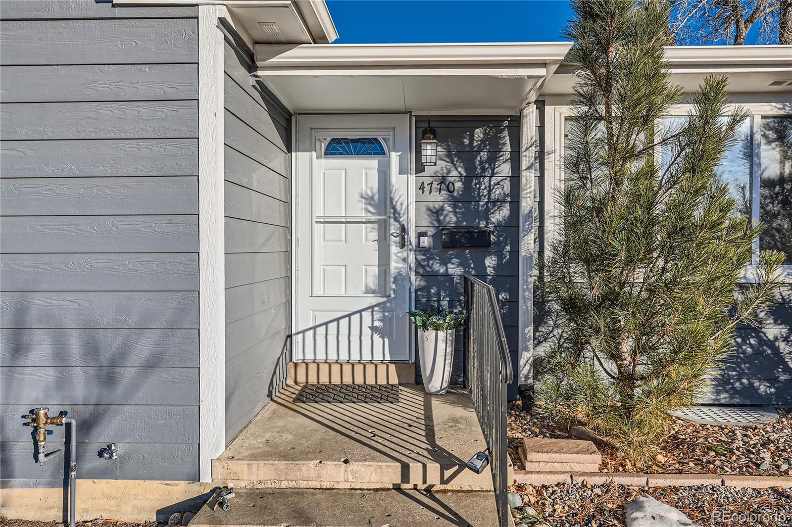 MLS Image #1 for 4770 s jason street,englewood, Colorado