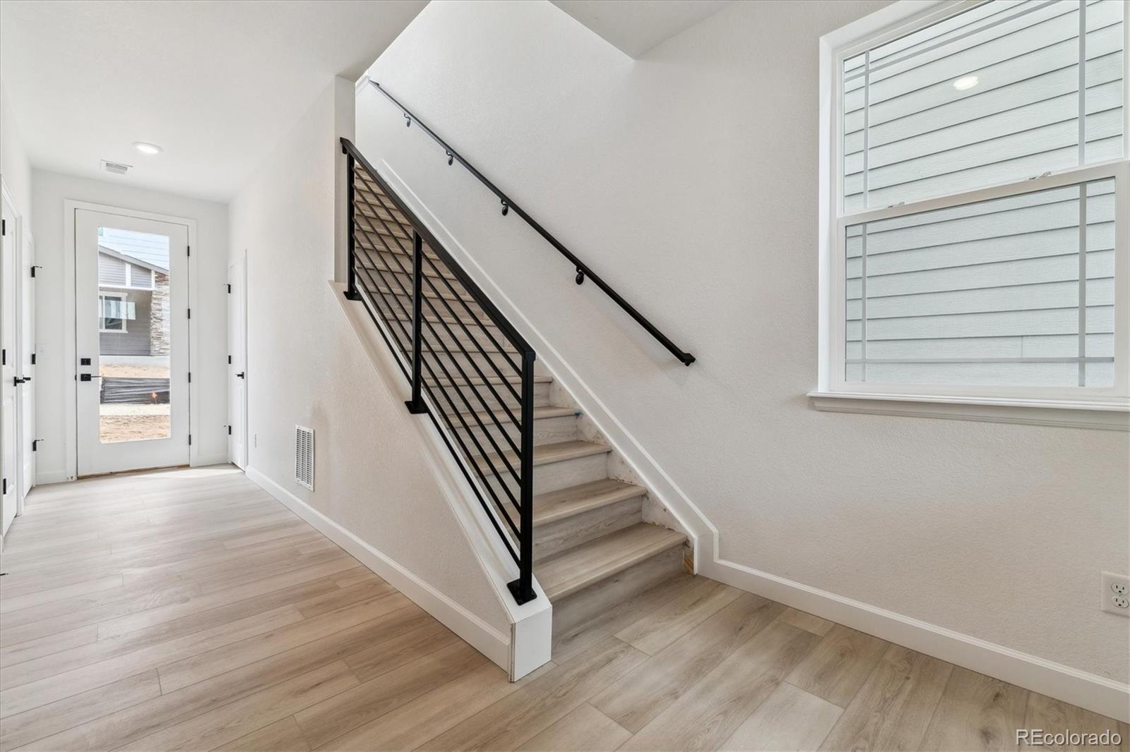 MLS Image #2 for 8480  eagle river street,littleton, Colorado