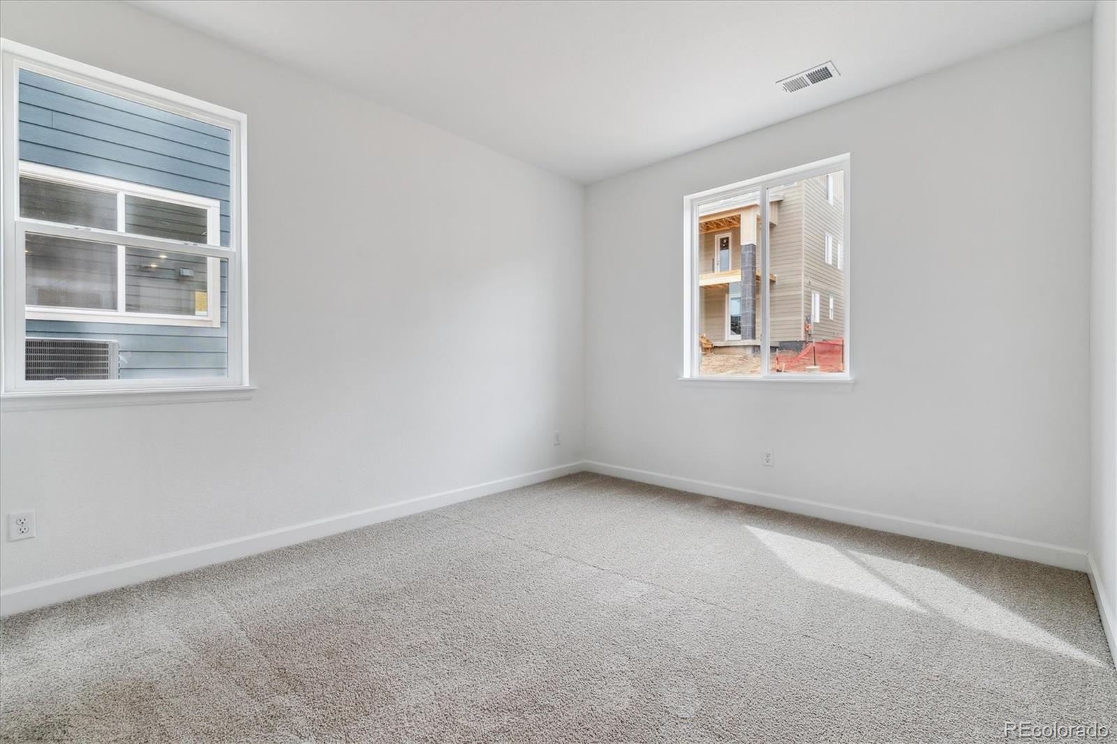 MLS Image #3 for 8480  eagle river street,littleton, Colorado