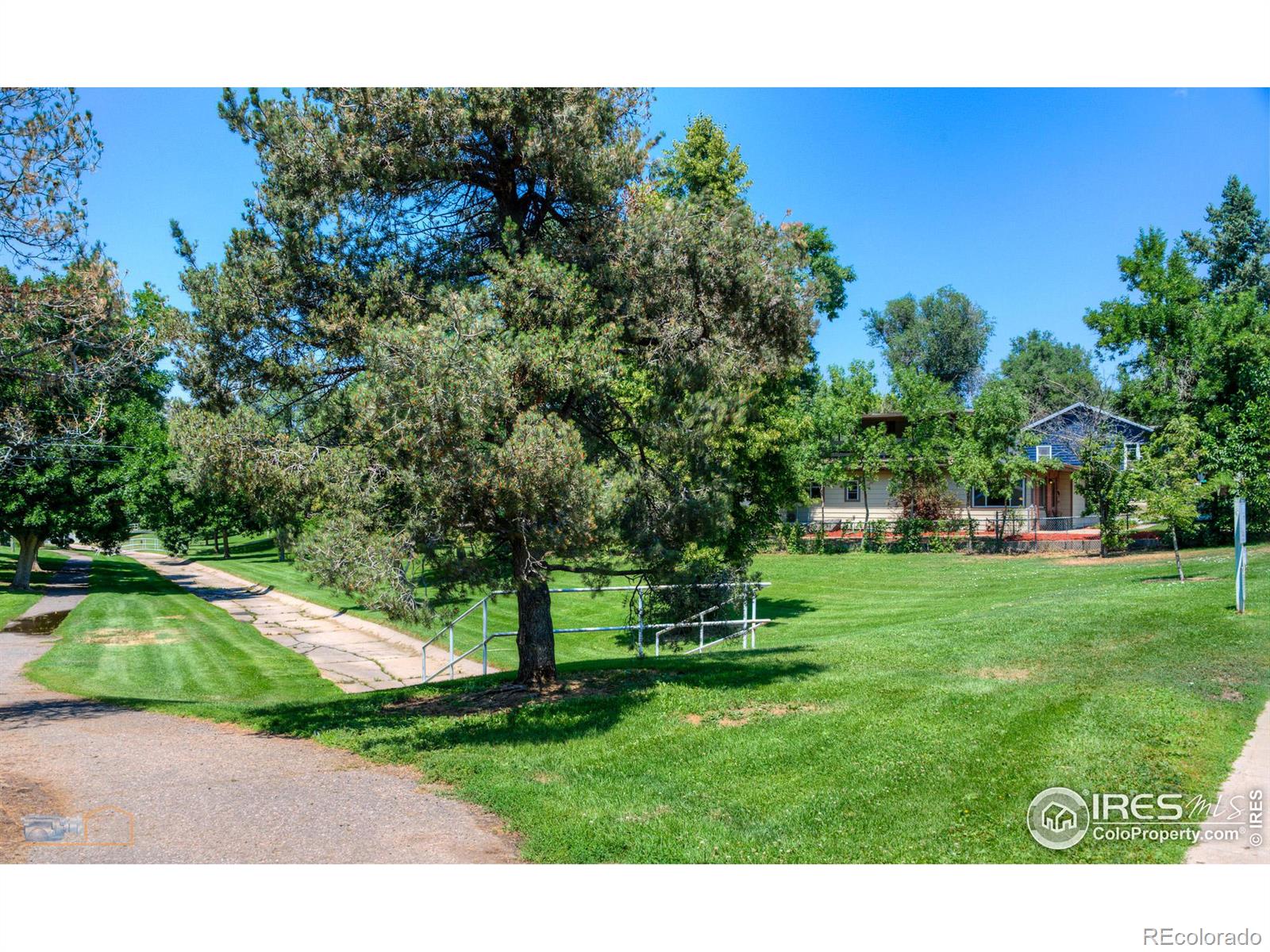 MLS Image #29 for 4525 s delaware street,englewood, Colorado