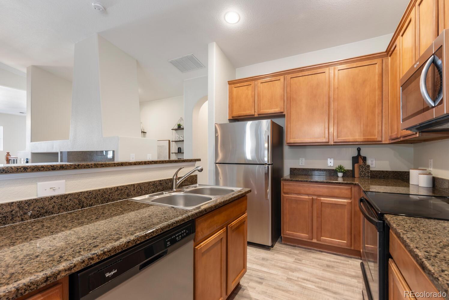 MLS Image #13 for 7777 e 23rd avenue,denver, Colorado