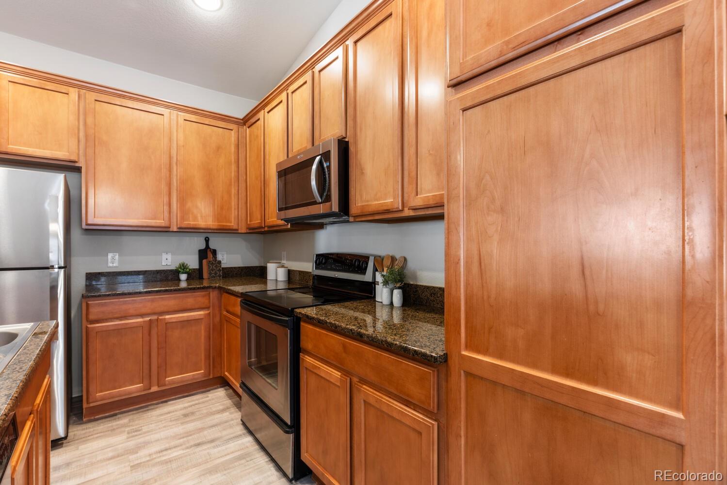 MLS Image #14 for 7777 e 23rd avenue,denver, Colorado