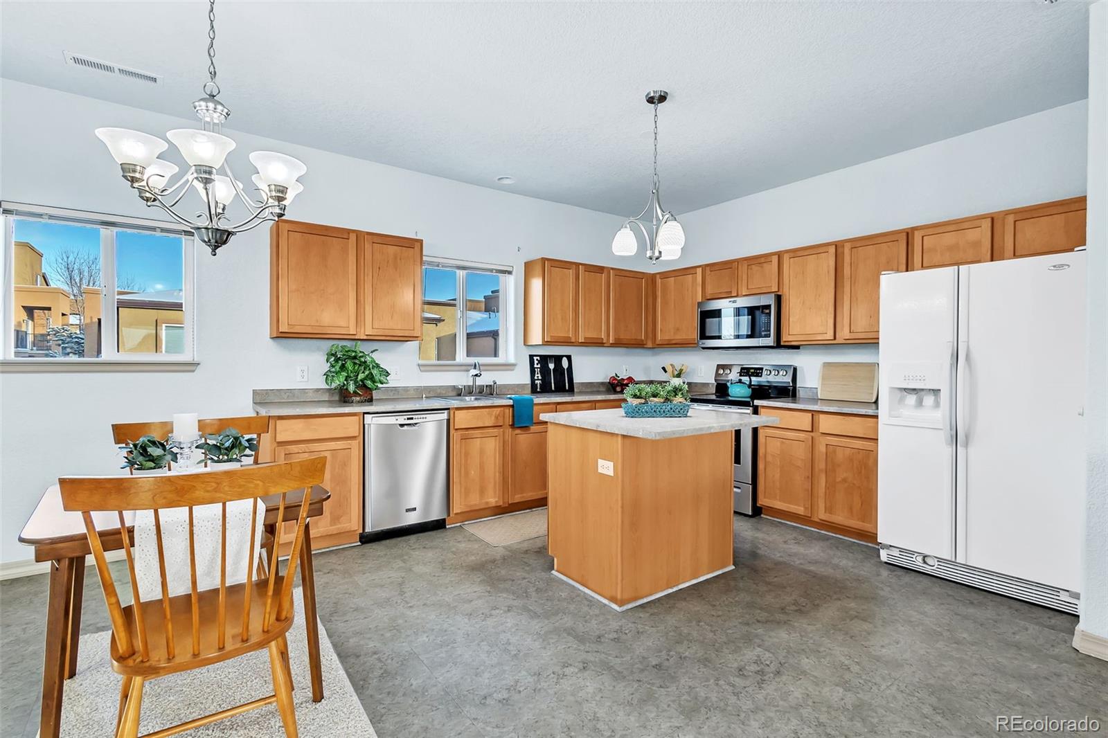 MLS Image #5 for 4839  kerry lynn view,colorado springs, Colorado