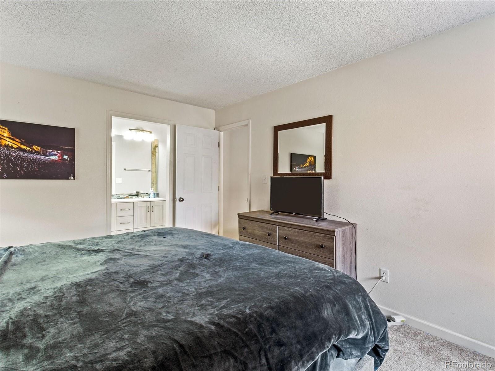 MLS Image #14 for 2685 s dayton way,denver, Colorado