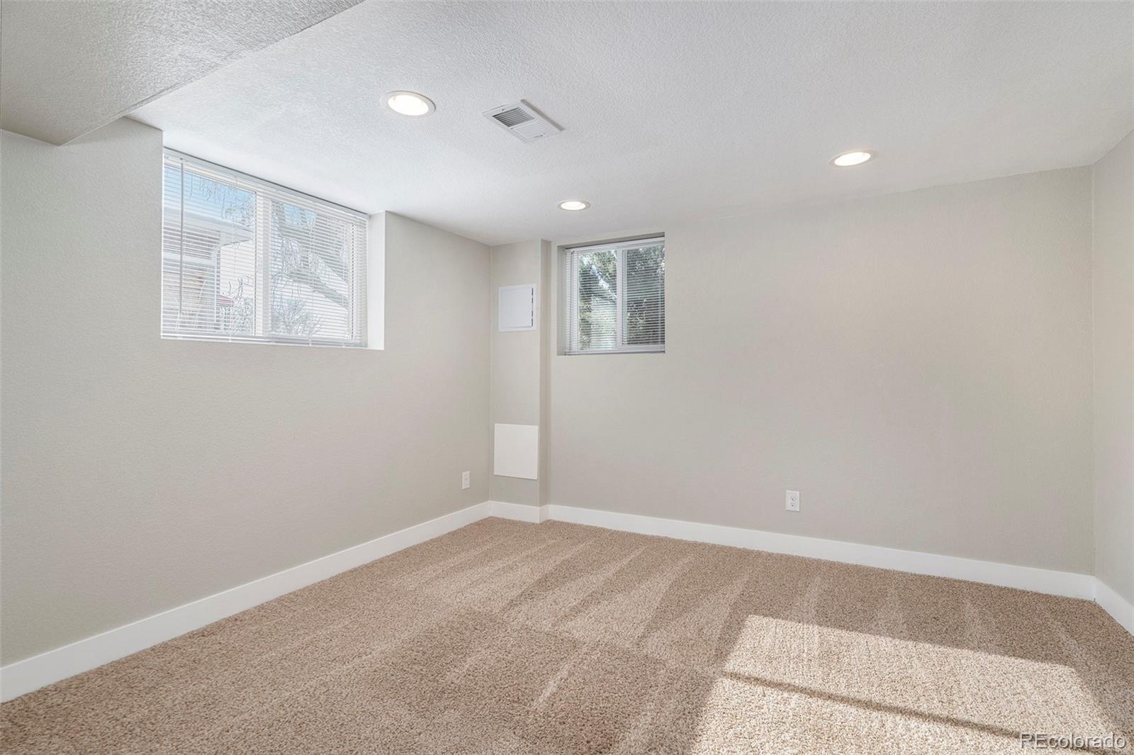 MLS Image #13 for 2930 n fillmore street,denver, Colorado