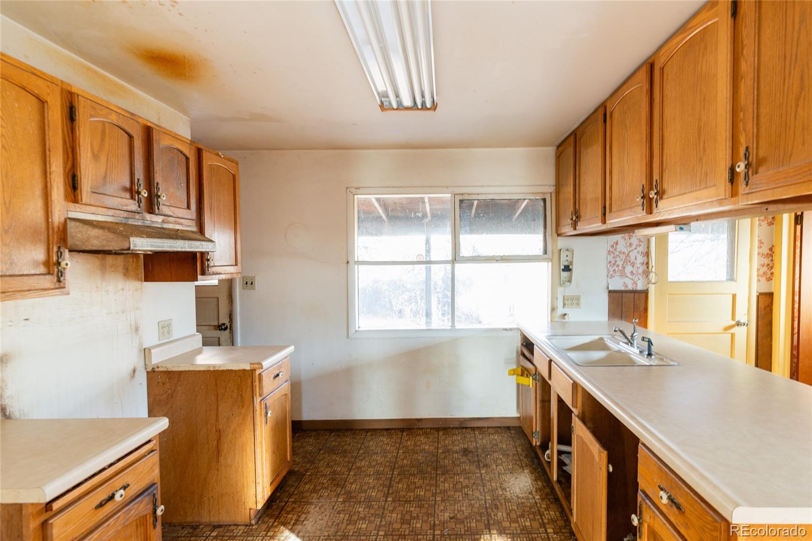 MLS Image #7 for 1490 s glencoe street,denver, Colorado