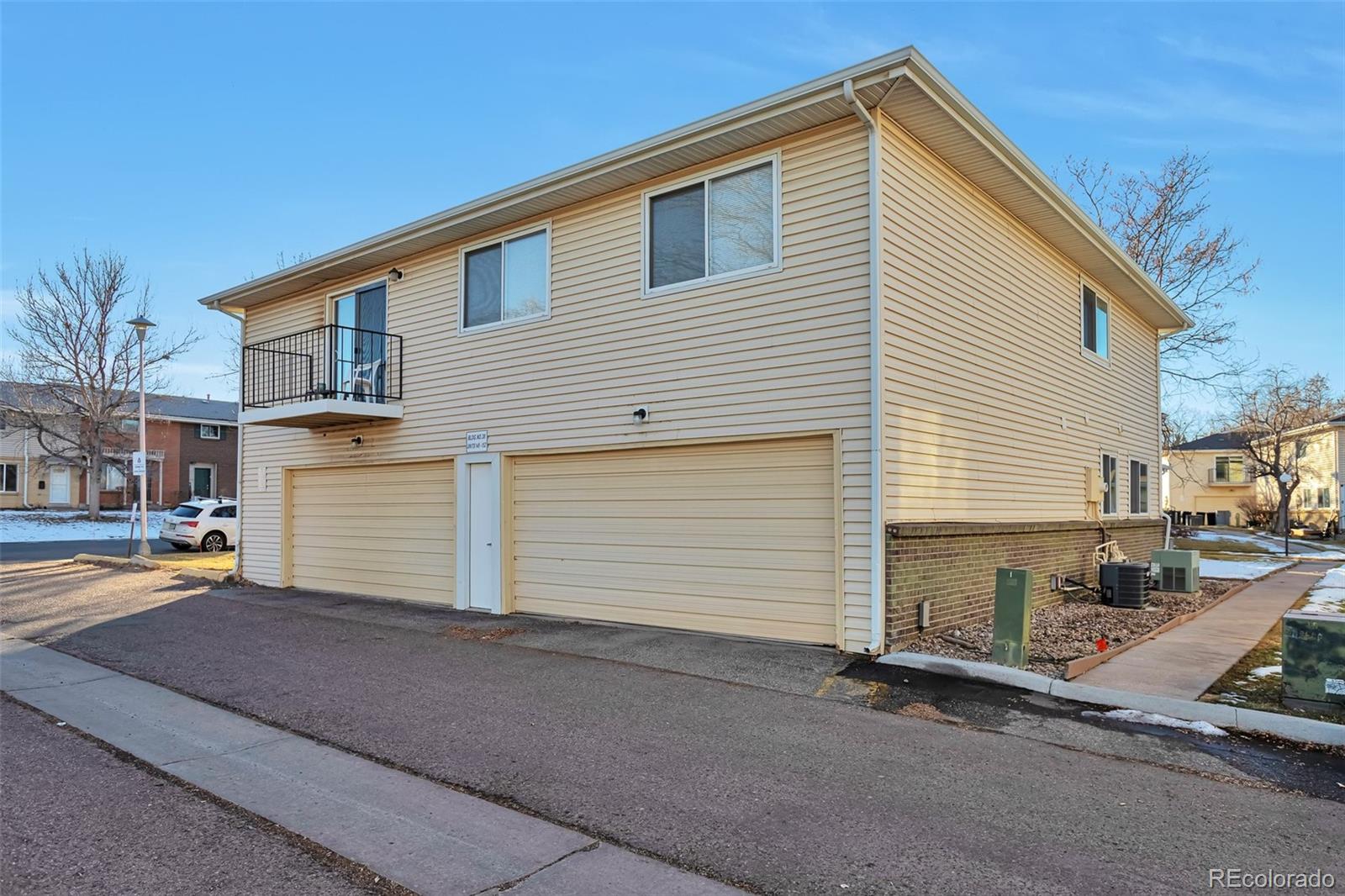 MLS Image #22 for 9195 e lehigh avenue #151,denver, Colorado