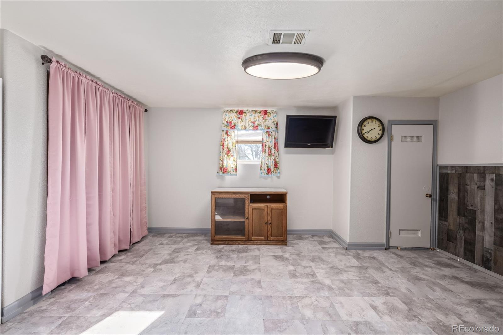 MLS Image #29 for 381  el paso court,denver, Colorado