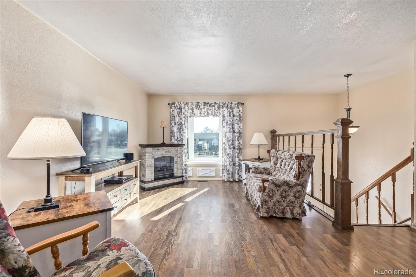 MLS Image #8 for 381  el paso court,denver, Colorado