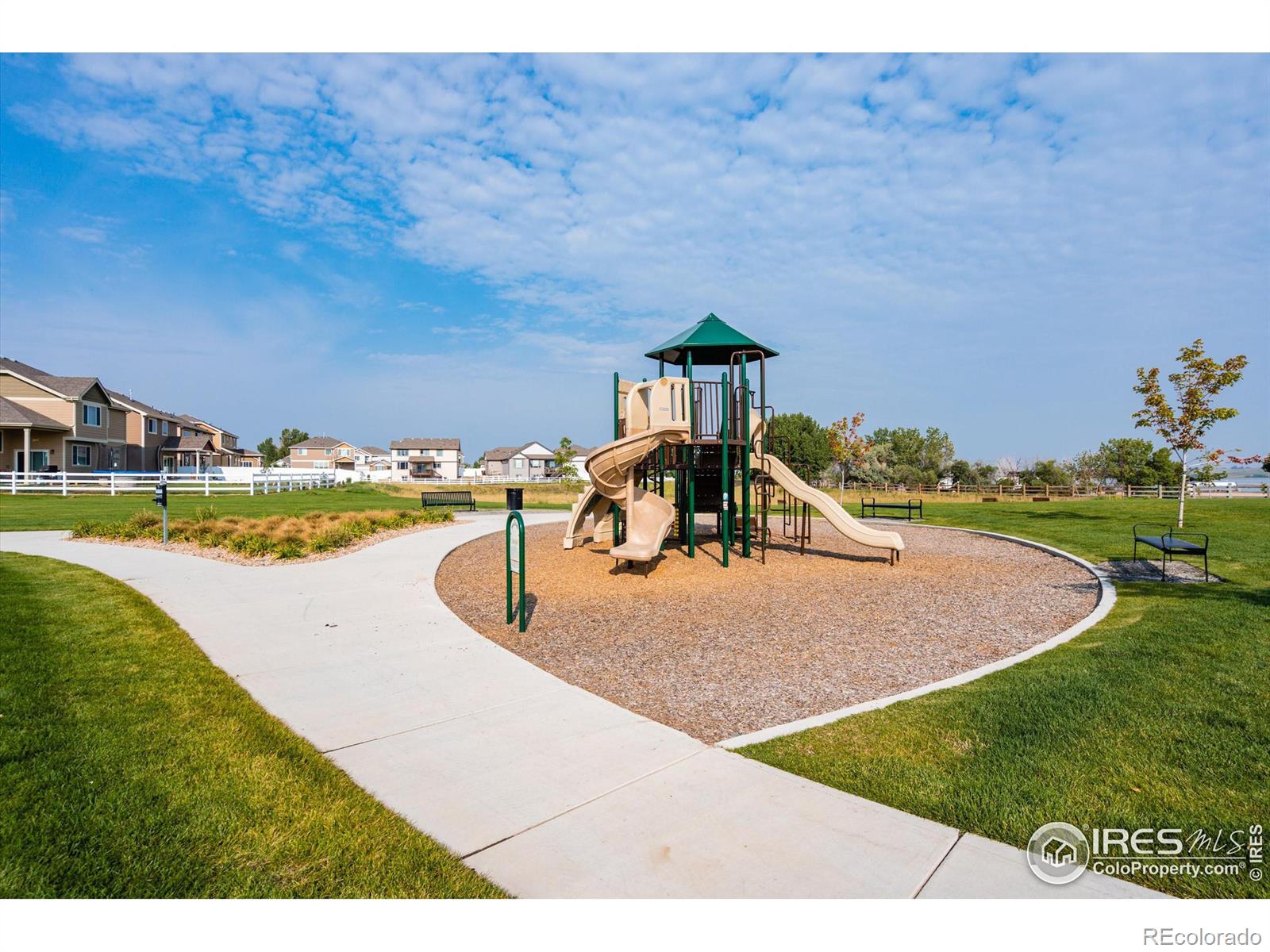 MLS Image #38 for 1715  bright shore way,windsor, Colorado