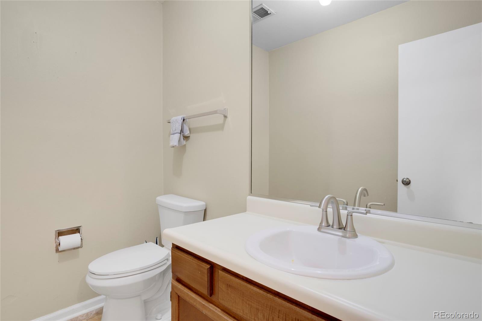 MLS Image #15 for 3321 s dunkirk way,aurora, Colorado