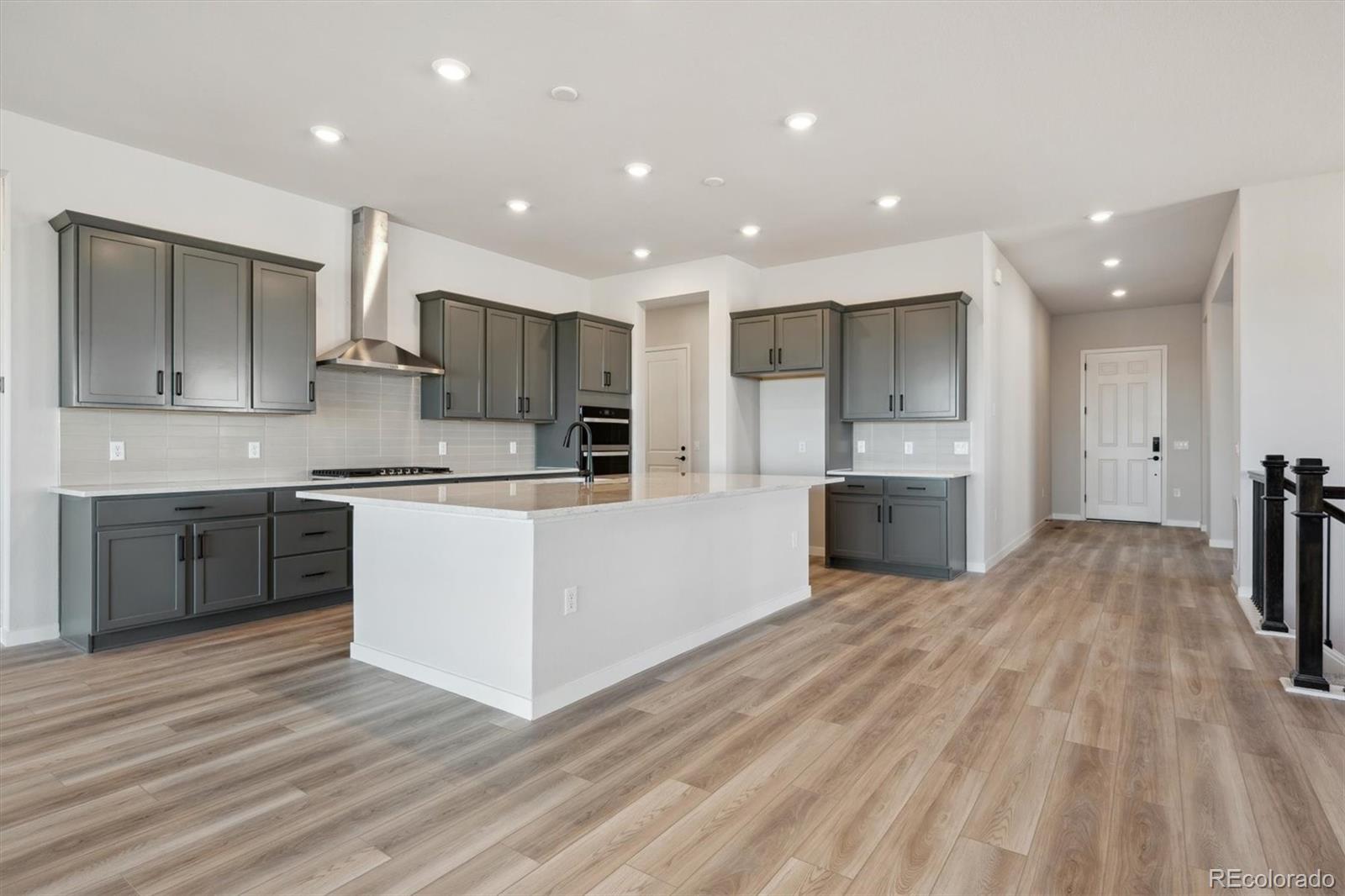 MLS Image #11 for 13690  emerald lake street,parker, Colorado