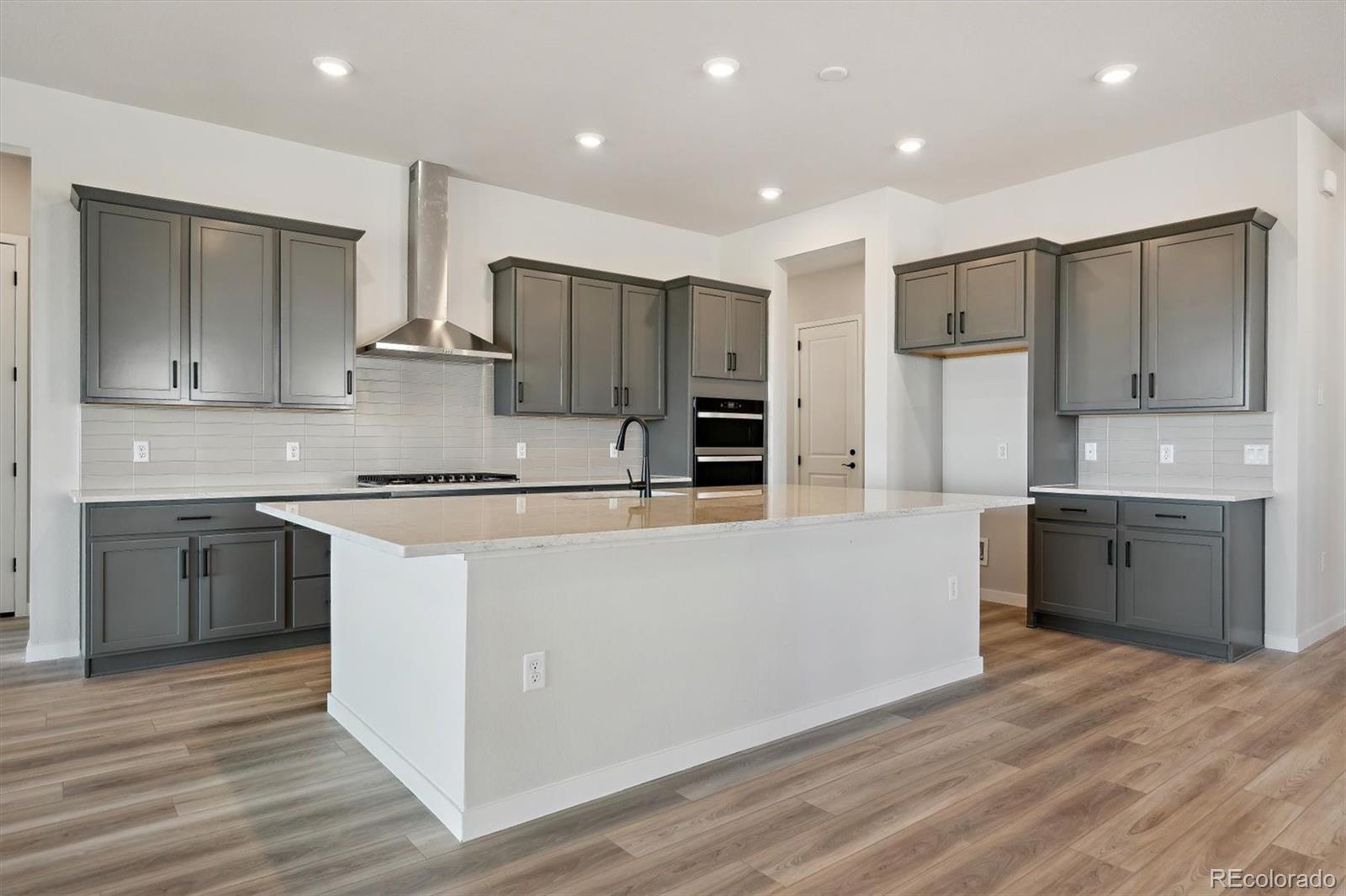 MLS Image #12 for 13690  emerald lake street,parker, Colorado