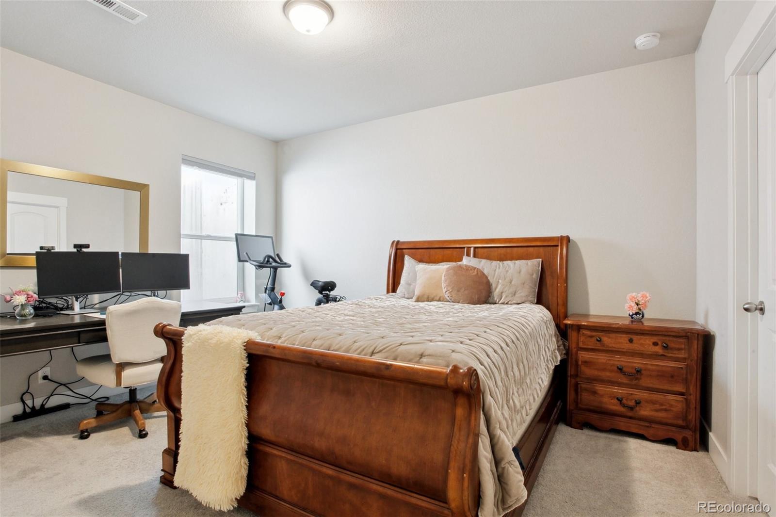 MLS Image #24 for 10350 e 57th place,denver, Colorado