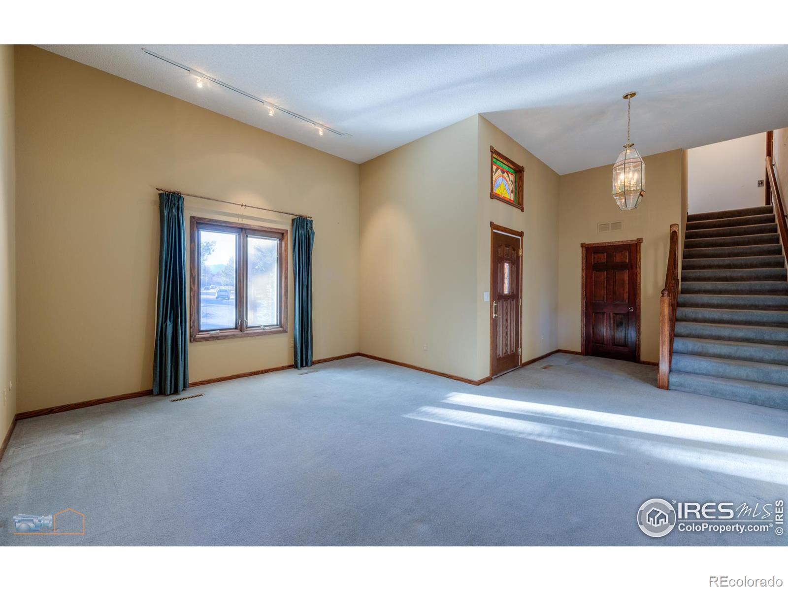 MLS Image #3 for 649 w birch court,louisville, Colorado