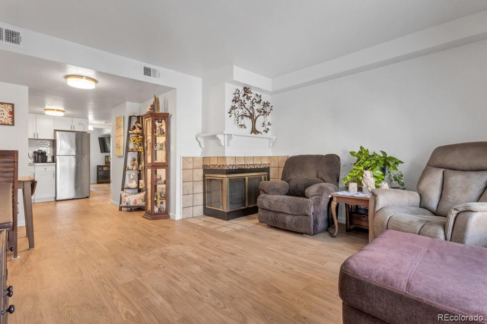 MLS Image #3 for 1885 s quebec way,denver, Colorado