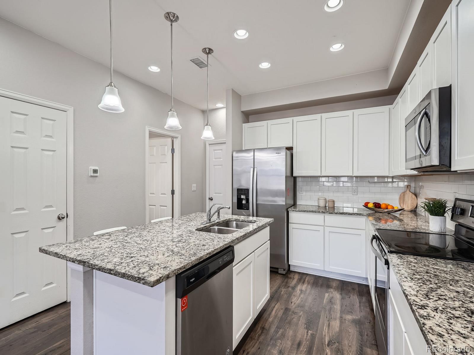 MLS Image #9 for 16222 e 47th place ,denver, Colorado