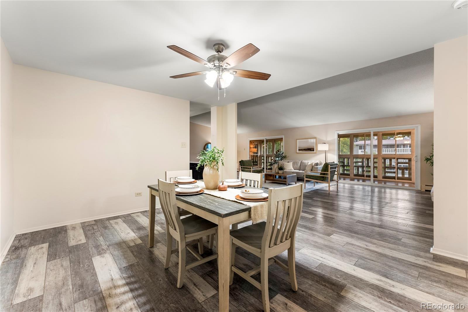 MLS Image #11 for 665 s alton way,denver, Colorado