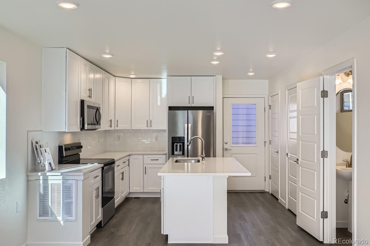 MLS Image #19 for 10251 e 62nd place,denver, Colorado