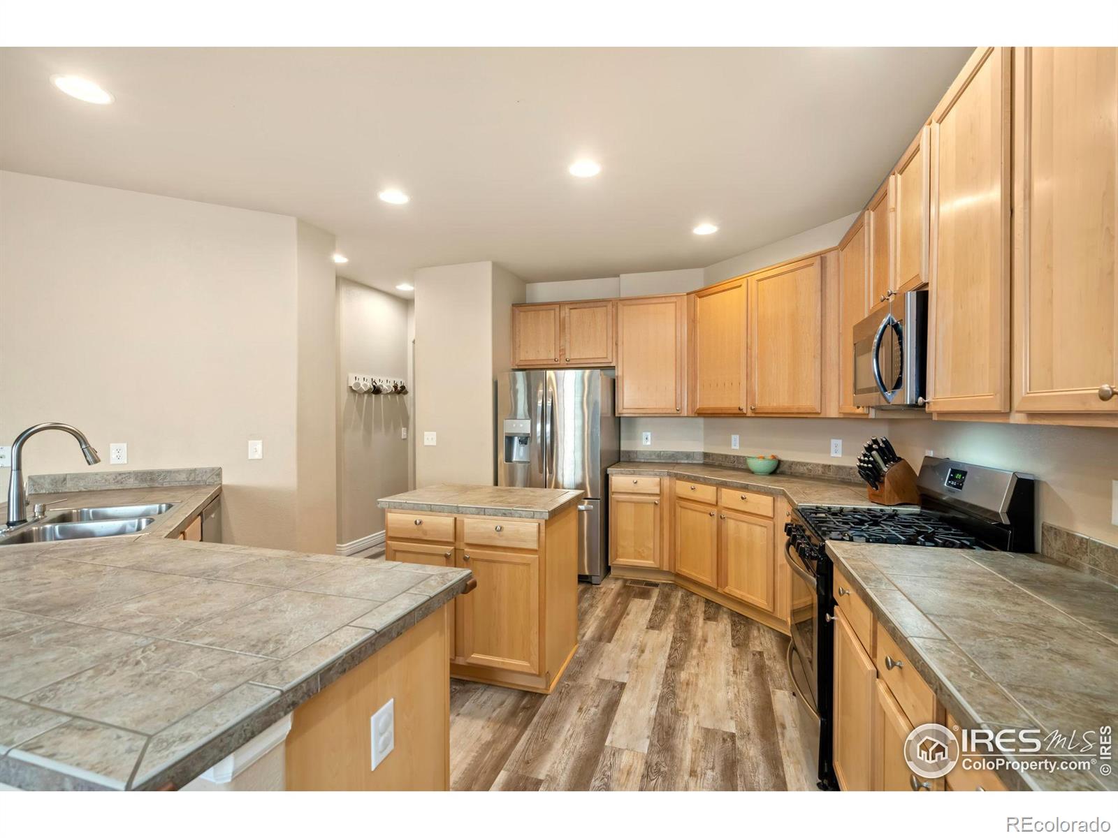 MLS Image #6 for 5636  calgary street,timnath, Colorado