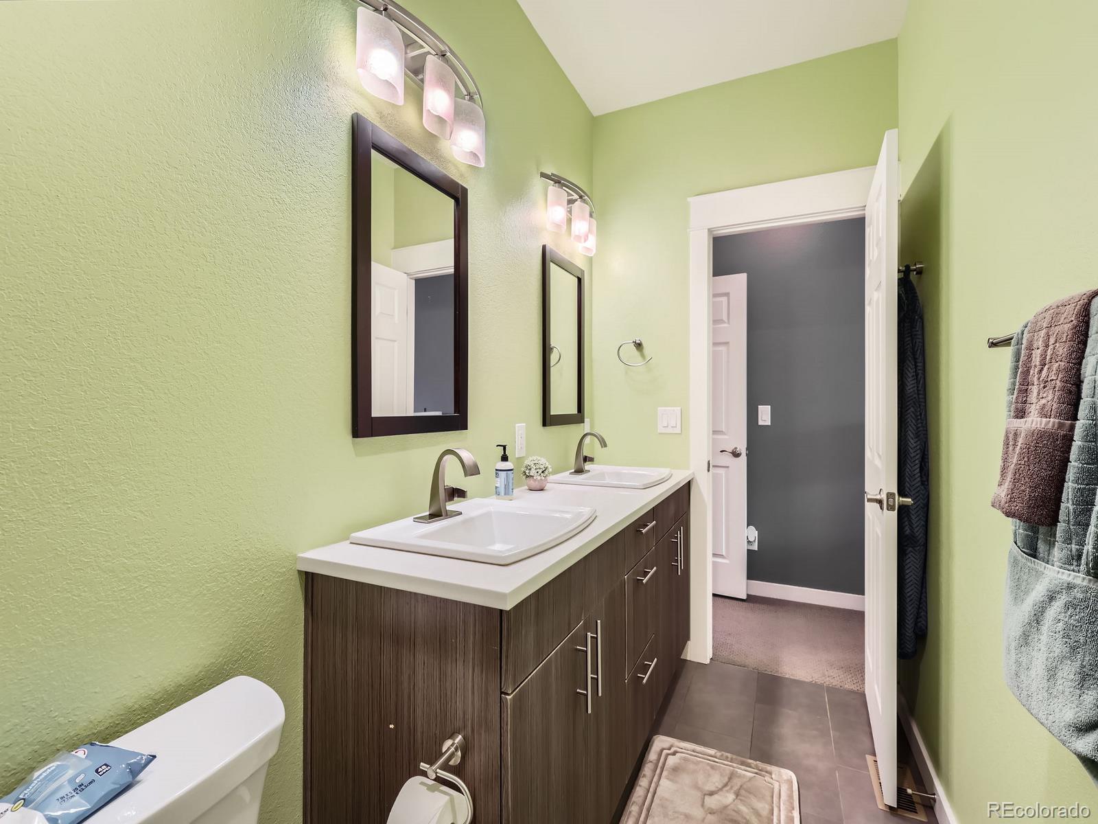 MLS Image #13 for 1537 w 43rd avenue,denver, Colorado