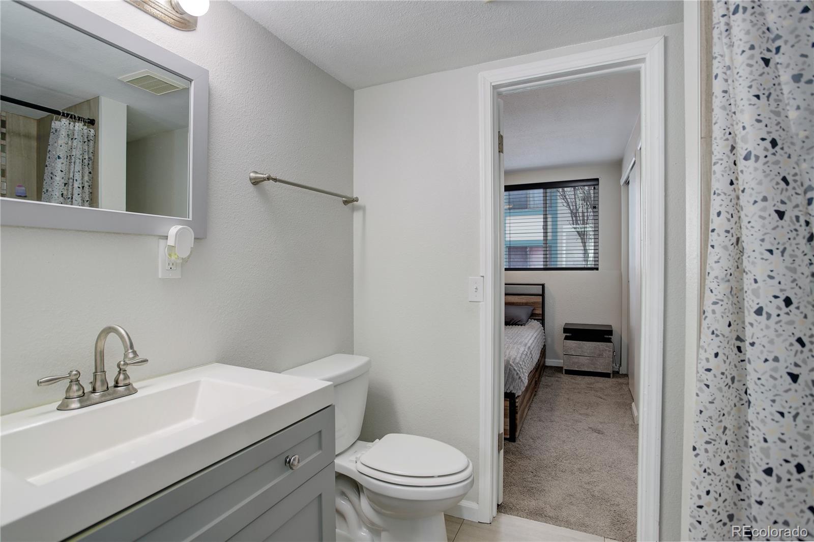 MLS Image #18 for 3742 s danube circle,aurora, Colorado