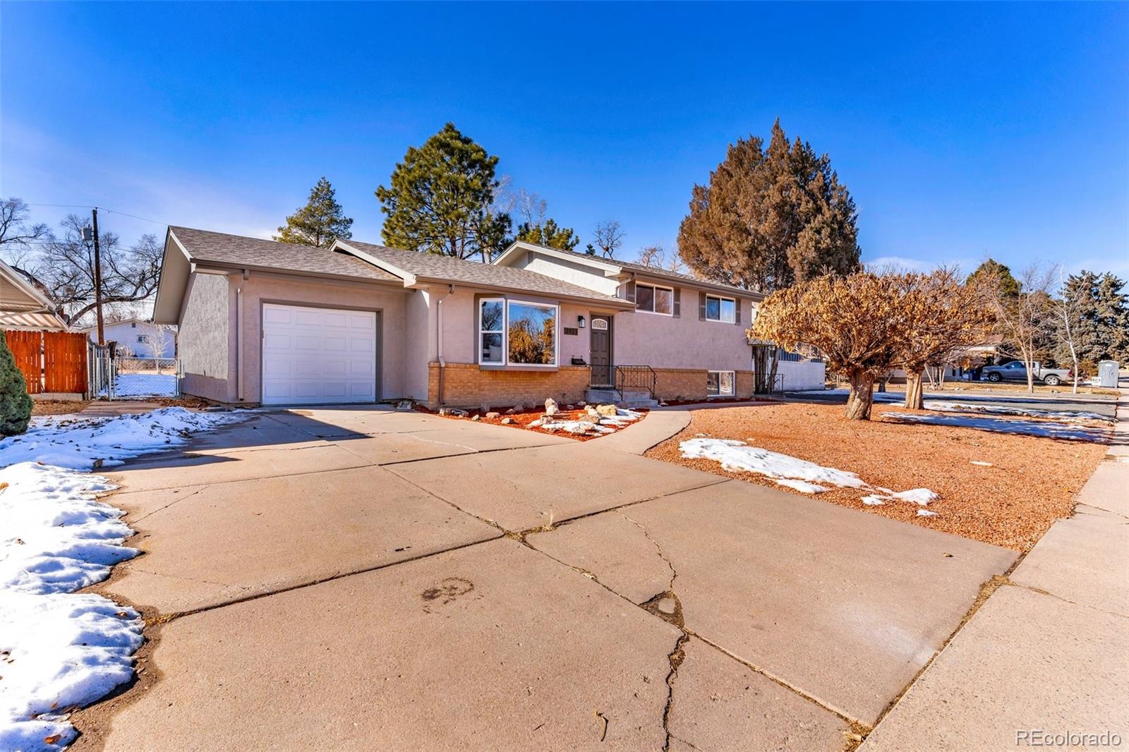 MLS Image #0 for 2921  country club drive,pueblo, Colorado