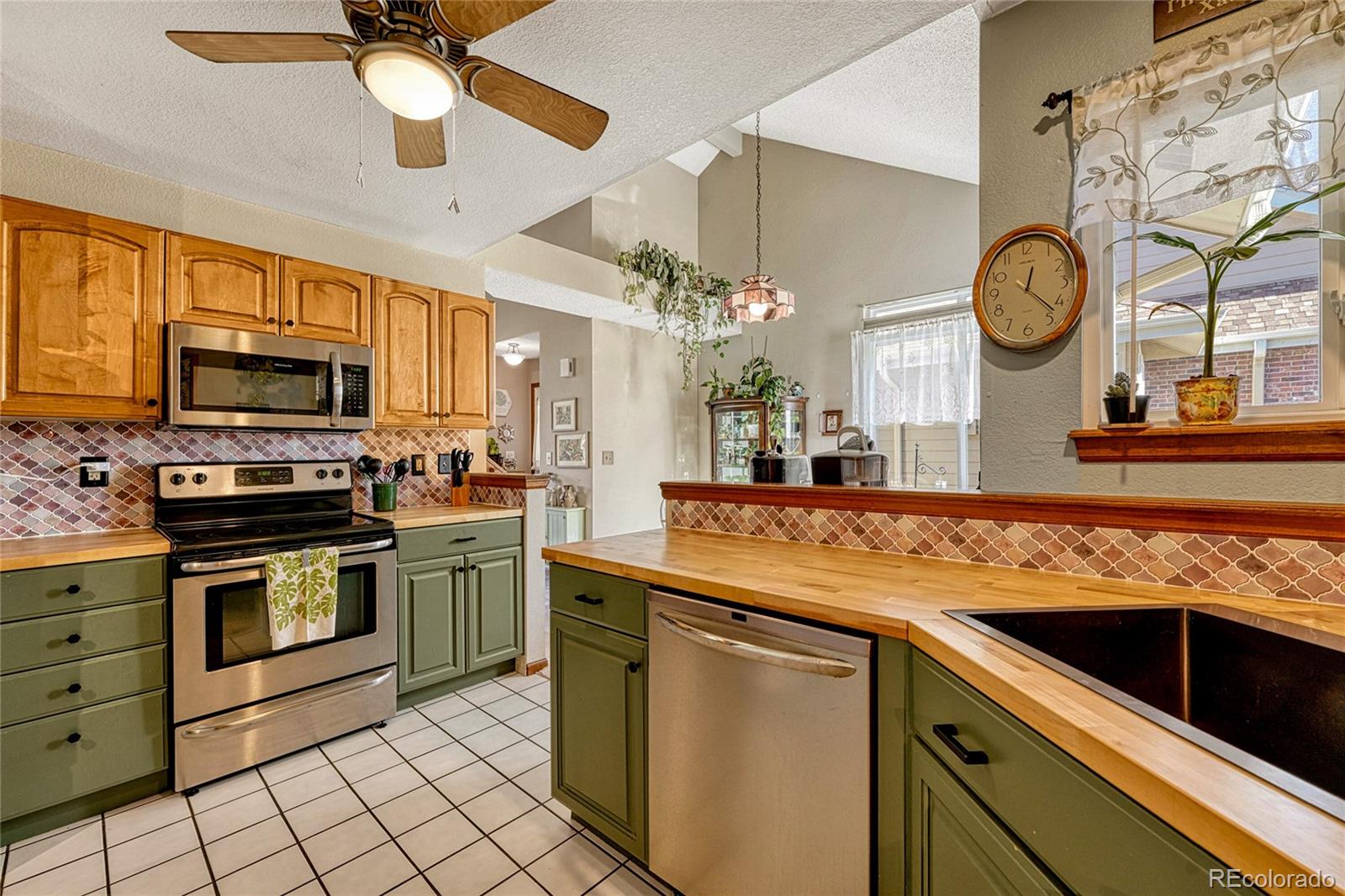 MLS Image #14 for 2134 s scranton way,aurora, Colorado