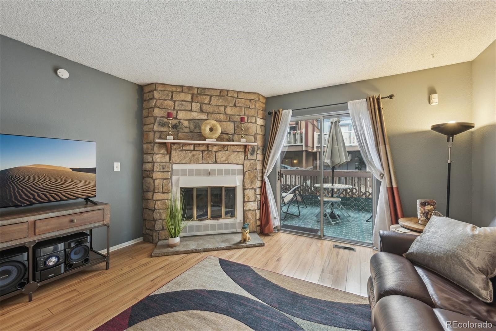 MLS Image #3 for 912 s paris court ,aurora, Colorado