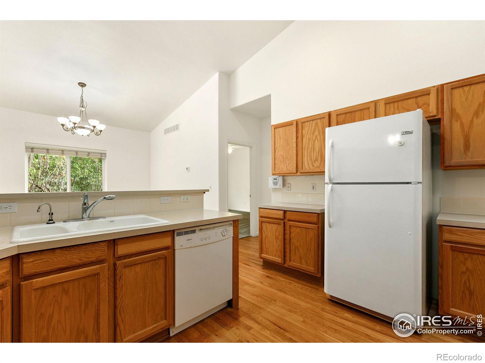 MLS Image #14 for 3106  depo drive,longmont, Colorado