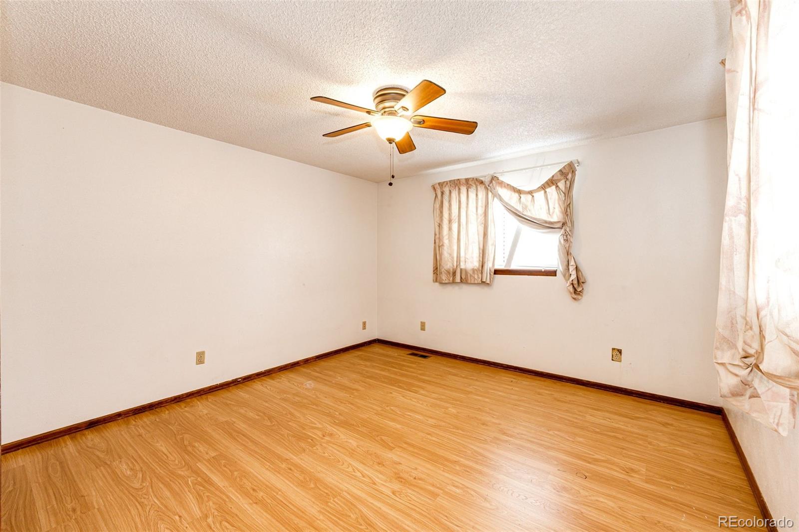 MLS Image #16 for 3125 w ford place,denver, Colorado