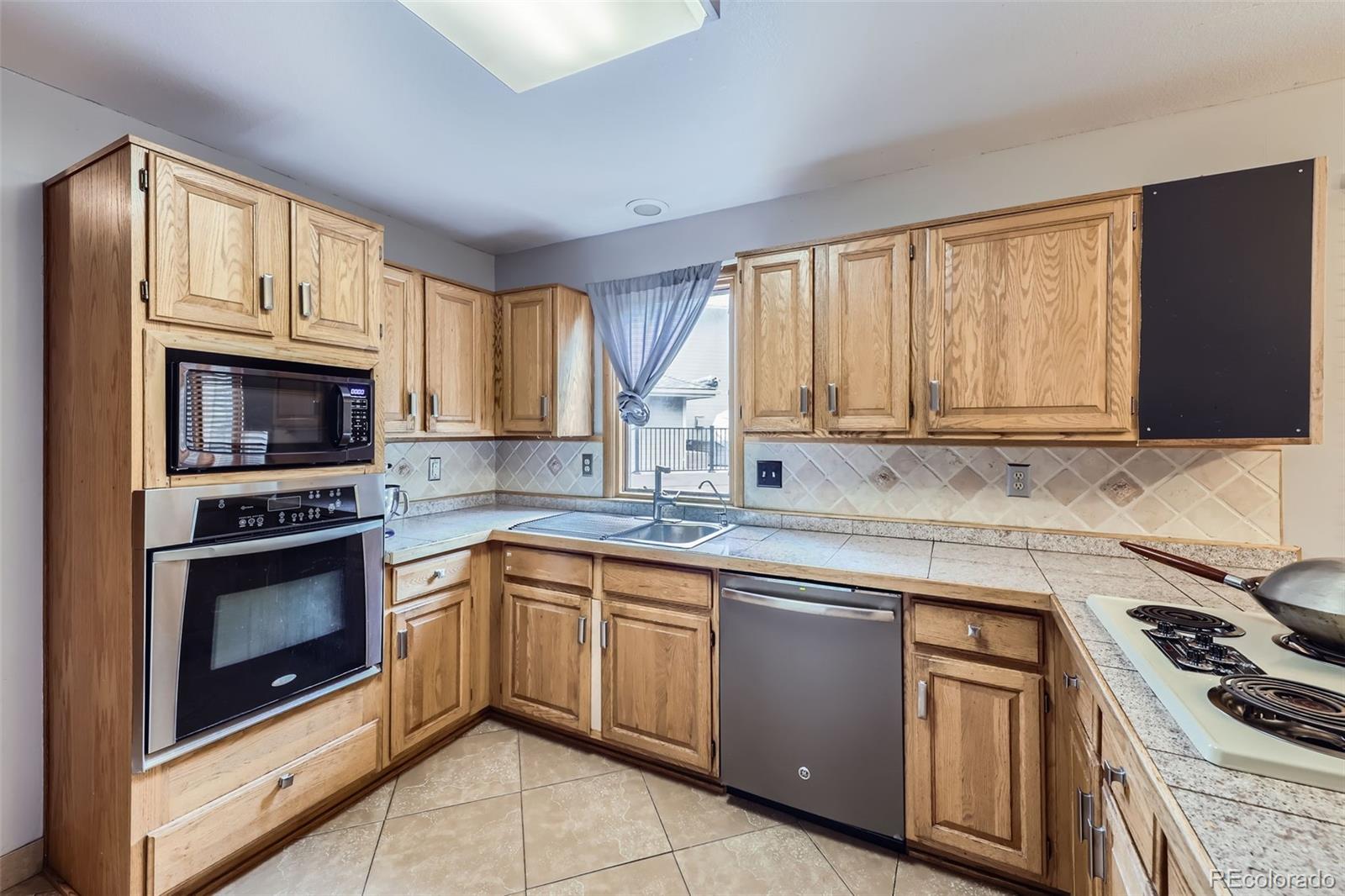 MLS Image #11 for 11275  ranch place,denver, Colorado