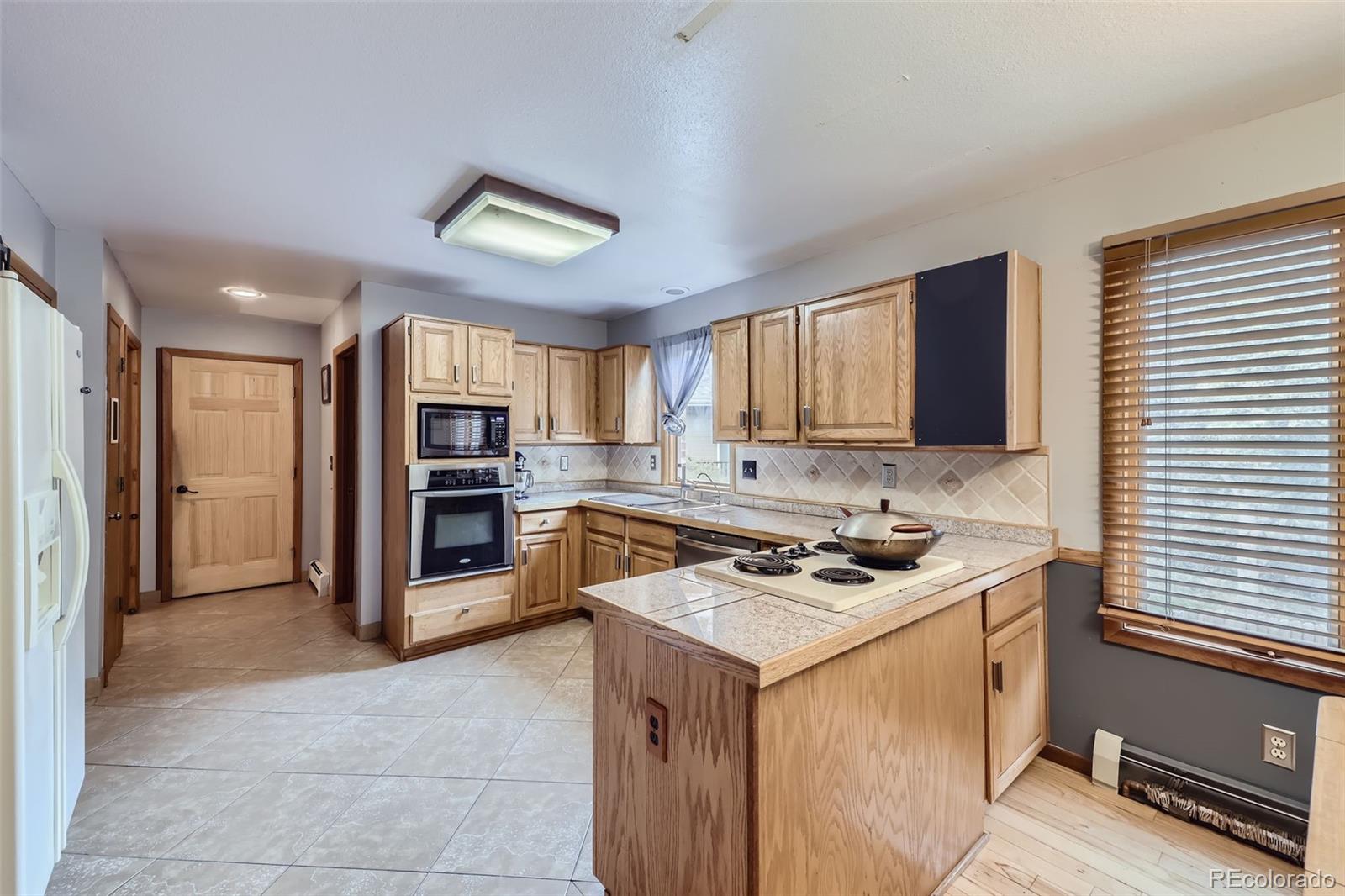 MLS Image #9 for 11275  ranch place,denver, Colorado