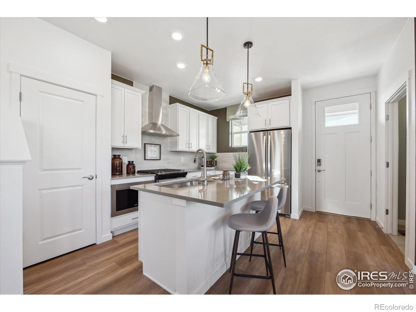 MLS Image #8 for 916  andrews crest drive,berthoud, Colorado