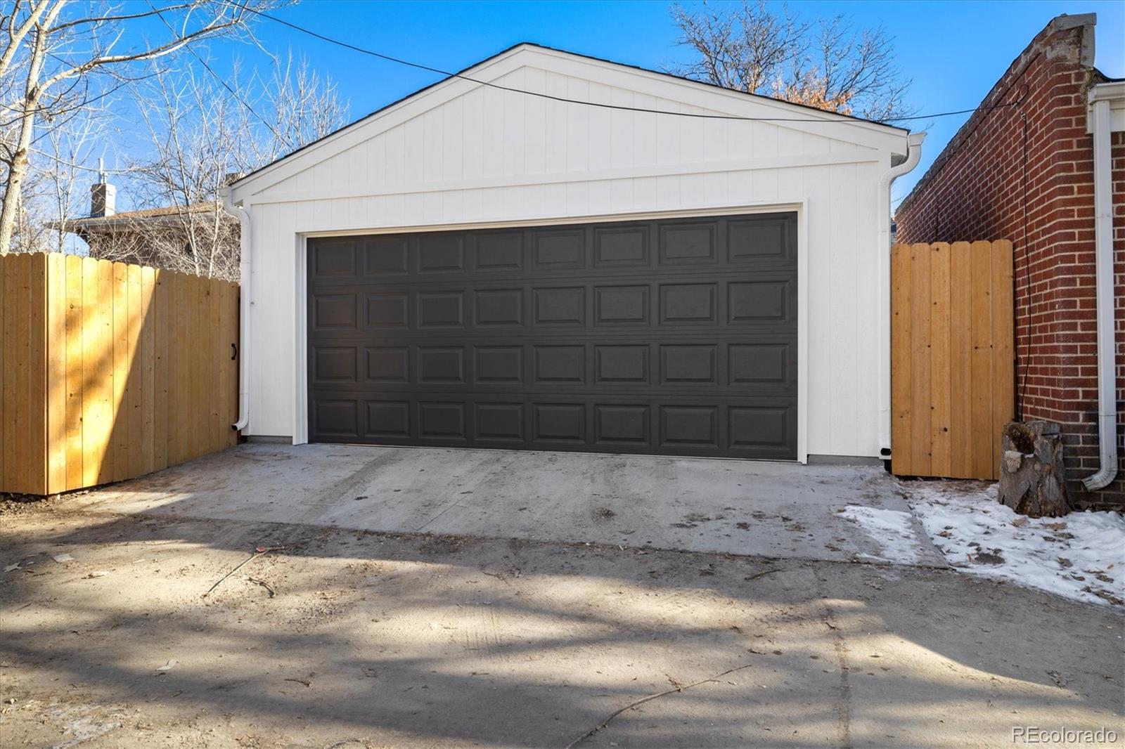 MLS Image #20 for 2355  ivanhoe street,denver, Colorado