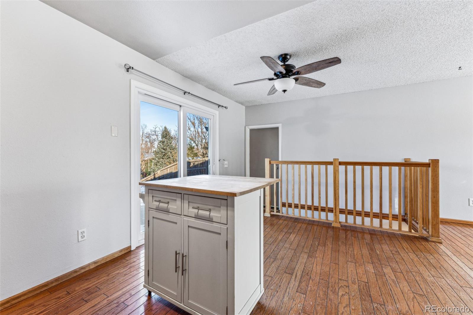 MLS Image #16 for 10401 w lehigh avenue,denver, Colorado